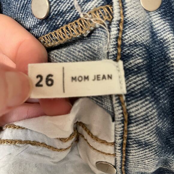 PacSun Mom Jeans 26 Womens Button Fly Distressed Casual High Rise Light Wash - Picture 6 of 8